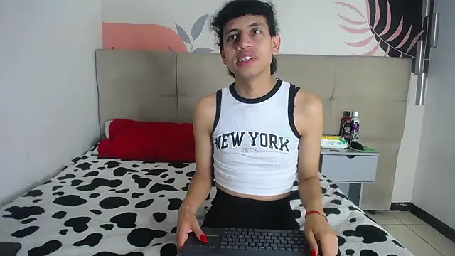 Eimyflorian online show from February 5, 2025, 11:44 am