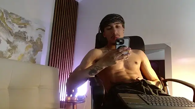 rafael stone online show from February 5, 2025, 3:55 am