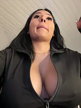 Anily Lovely online show from January 25, 2025, 8:42 pm