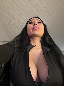 Anily Lovely online show from January 31, 2025, 9:48 pm