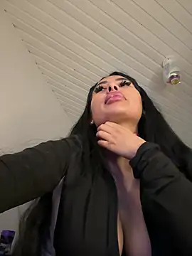 Anily Lovely online show from February 16, 2025, 10:10 pm