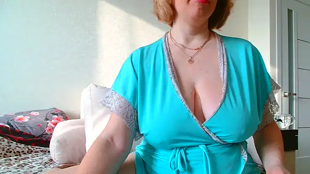 Brionia online show from February 27, 2025, 6:18 am