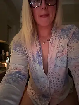 Barbie 26 online show from March 16, 2025, 10:09 pm