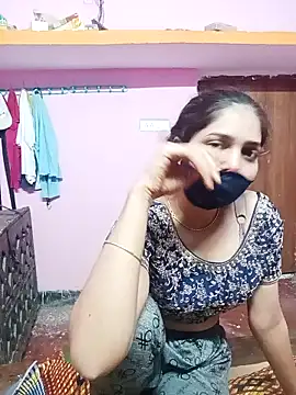 Cute-Simmi online show from December 13, 2024, 3:21 pm