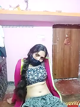 Cute-Simmi online show from December 16, 2024, 7:43 pm