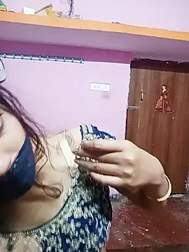 Cute-Simmi online show from December 29, 2024, 8:33 am