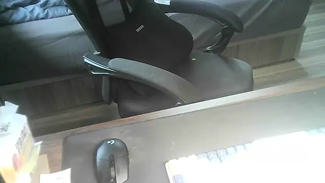 Snapshot of Ryan67533 chatting on November 1, 2025, 4:36 am Ryan67533 online show from November 1, 2025, 4:36 am