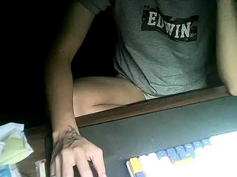 Snapshot of Ryan67533 chatting on November 15, 2025, 12:08 am Ryan67533 online show from November 15, 2025, 12:08 am