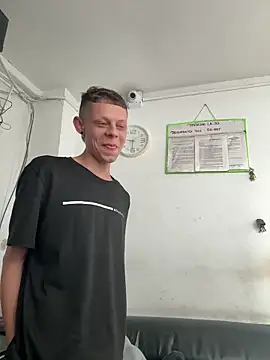 Snapshot of Daddyrich_632 chatting on February 21, 2026, 2:29 pm Daddyrich 632 online show from February 21, 2026, 2:29 pm