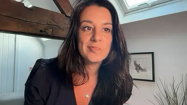 flatwhite0 online show from June 2, 2026, 6:10 pm