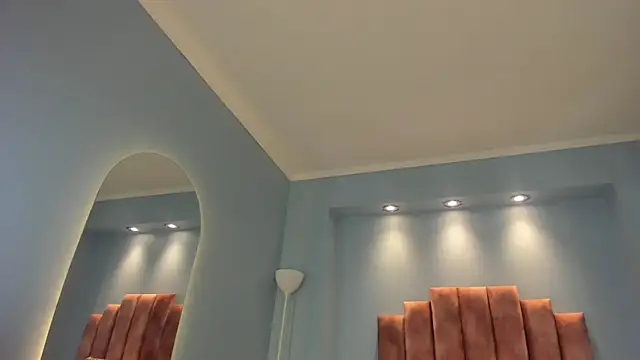 lou rosse  online show from November 14, 2025, 9:35 pm