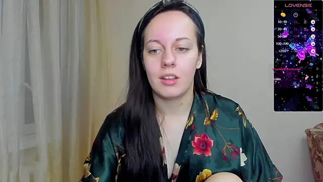 Sabrina Lavv online show from November 10, 2025, 1:10 pm