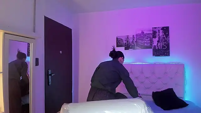 Amy Kiitty  online show from April 2, 2026, 1:09 pm