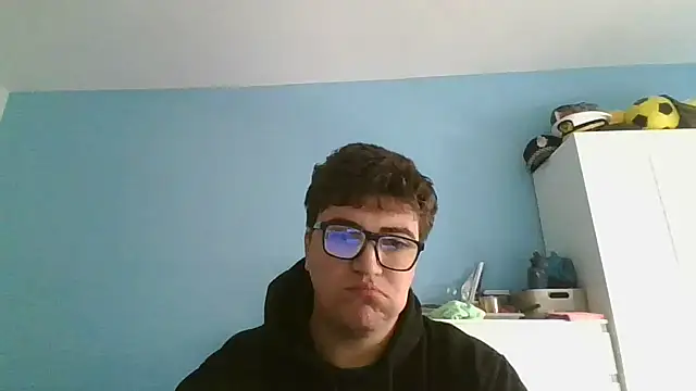 sorolla12 online show from April 14, 2026, 9:48 am