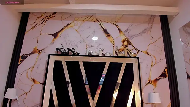 KarinaSimonz online show from January 9, 2026, 7:48 pm