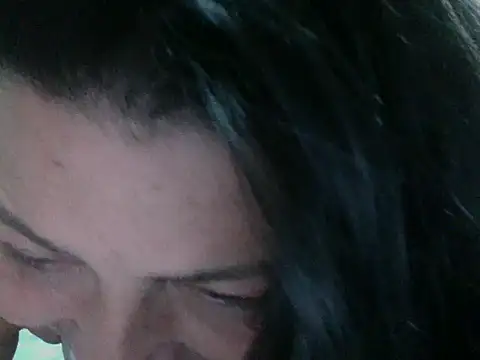 straichathot 08 online show from January 5, 2026, 8:45 pm