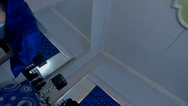 Eyleen Santos online show from November 30, 2025, 7:40 pm