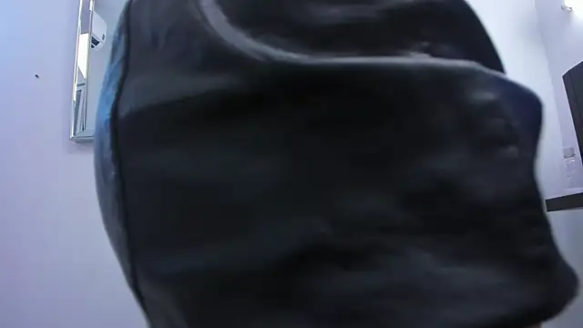 tammylee  online show from January 15, 2025, 2:27 am