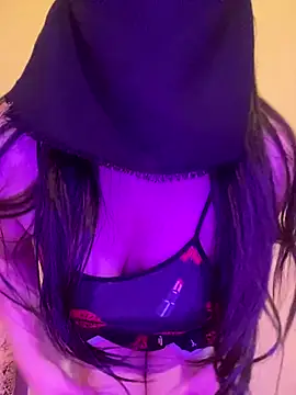 Snapshot of Cameelia chatting on October 29, 2025, 2:58 am Cameelia online show from October 29, 2025, 2:58 am