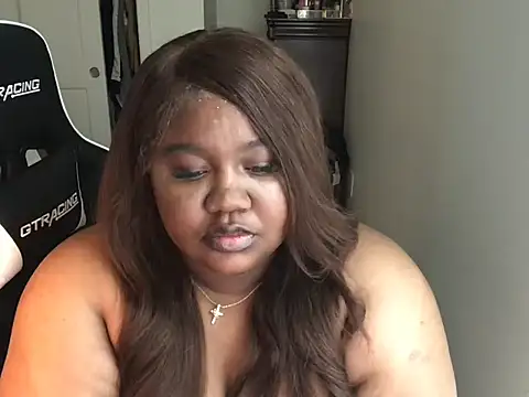 explosivekitty69 online show from September 17, 2025, 5:58 pm