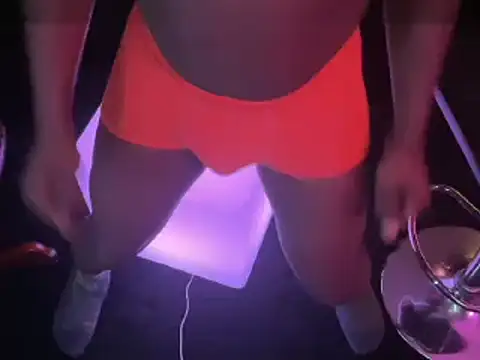 Snapshot of Pressure69mee chatting on February 13, 2025, 10:00 pm Pressure69mee online show from February 13, 2025, 10:00 pm