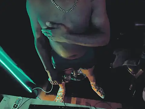 Snapshot of Pressure69mee chatting on February 27, 2025, 5:45 am Pressure69mee online show from February 27, 2025, 5:45 am