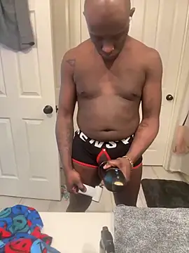 Snapshot of Pressure69mee chatting on March 11, 2025, 7:37 am Pressure69mee online show from March 11, 2025, 7:37 am