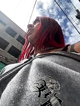 Snapshot of Kuromi_LS chatting on October 8, 2025, 7:11 pm Kuromi LS online show from October 8, 2025, 7:11 pm