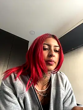 Snapshot of Kuromi_LS chatting on November 4, 2025, 7:35 pm Kuromi LS online show from November 4, 2025, 7:35 pm