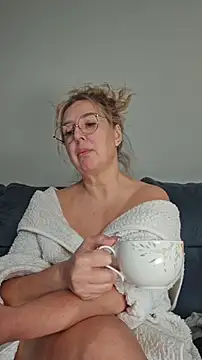 MariaRichi  online show from March 8, 2026, 8:51 am