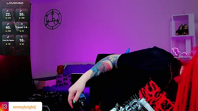 Emmybrightj  online show from January 6, 2025, 1:53 am