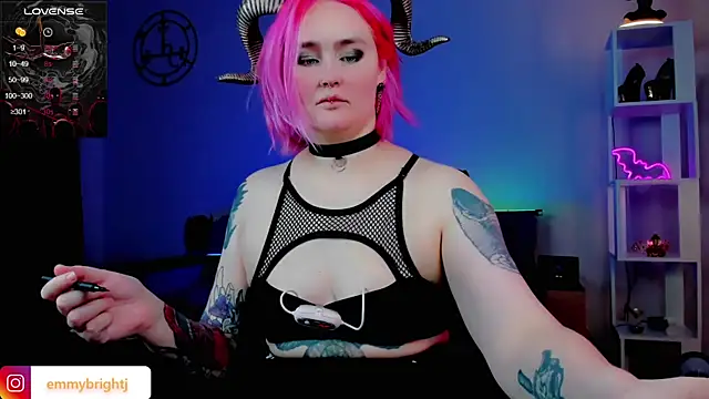 Emmybrightj  online show from February 4, 2025, 1:02 am