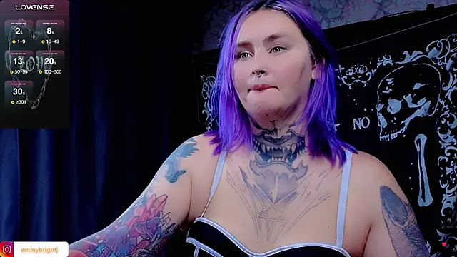 Emmybrightj  online show from September 19, 2025, 5:57 pm