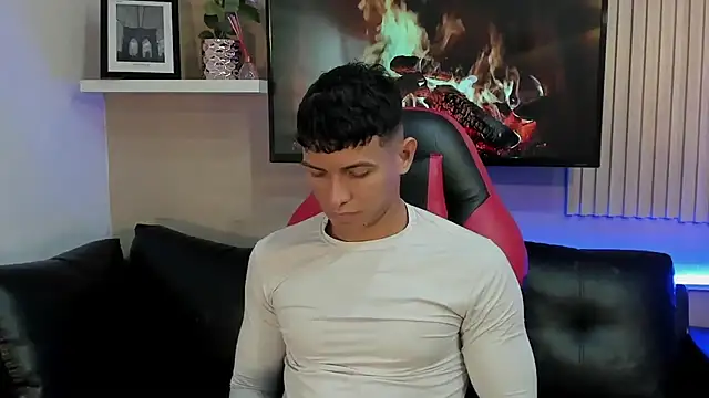 Snapshot of yei-sant chatting on November 28, 2025, 2:25 am yei-sant online show from November 28, 2025, 2:25 am