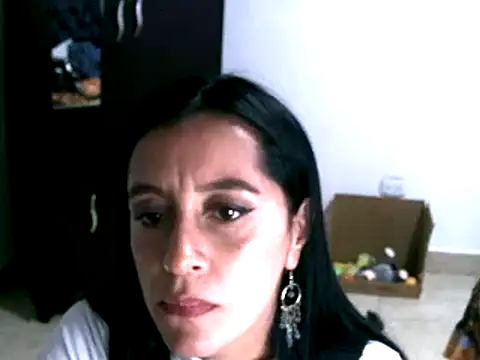 hailey85 online show from December 1, 2024, 9:59 pm