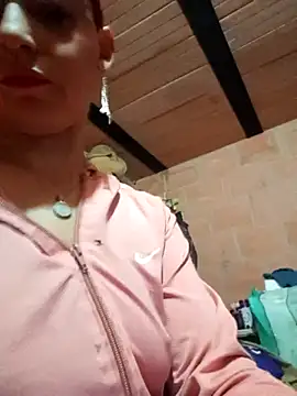 Rachhelle   online show from January 7, 2025, 2:53 am