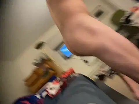 Snapshot of mackshaft4711 chatting on January 3, 2025, 10:31 am mackshaft4711 online show from January 3, 2025, 10:31 am