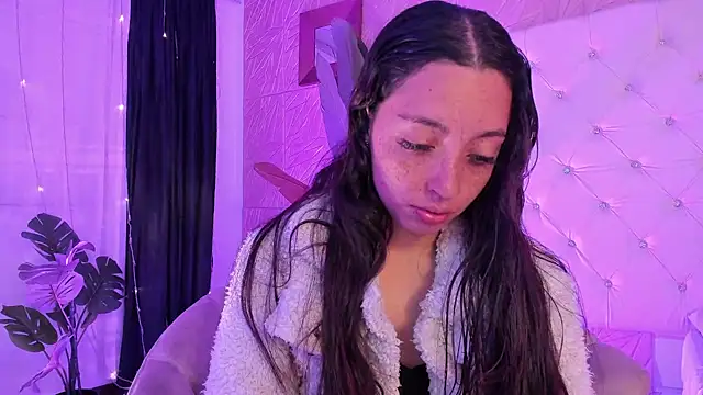 sadashi moon  online show from February 21, 2025, 11:54 pm