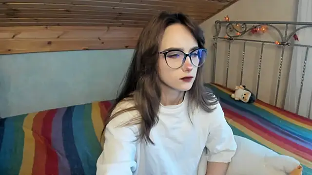 SilverDream online show from December 7, 2024, 6:21 am