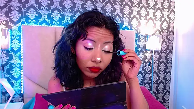 Snapshot of Akane_Uwu chatting on January 7, 2025, 12:20 pm Akane Uwu online show from January 7, 2025, 12:20 pm