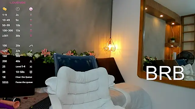 Hannah williams1 online show from December 6, 2024, 3:08 am