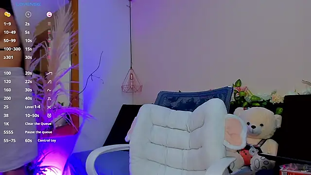 Hannah williams1 online show from January 30, 2025, 2:49 am