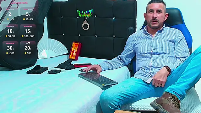 Yeol King online show from November 5, 2025, 6:30 pm