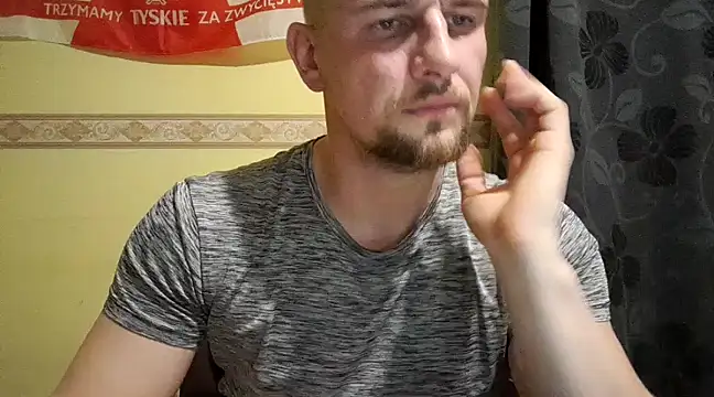 Regularfucker28 online show from December 16, 2024, 4:38 pm