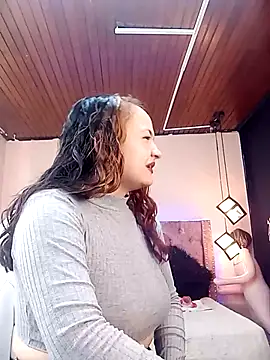 Snapshot of Naiara_Sex_ chatting on December 14, 2024, 2:53 pm Naiara Sex online show from December 14, 2024, 2:53 pm