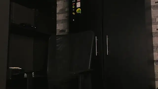 Dimitri higth420 online show from November 25, 2025, 2:06 pm