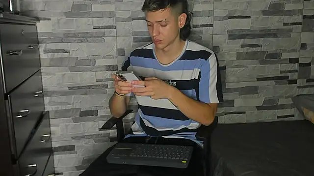 Dimitri higth420 online show from January 7, 2026, 1:08 am