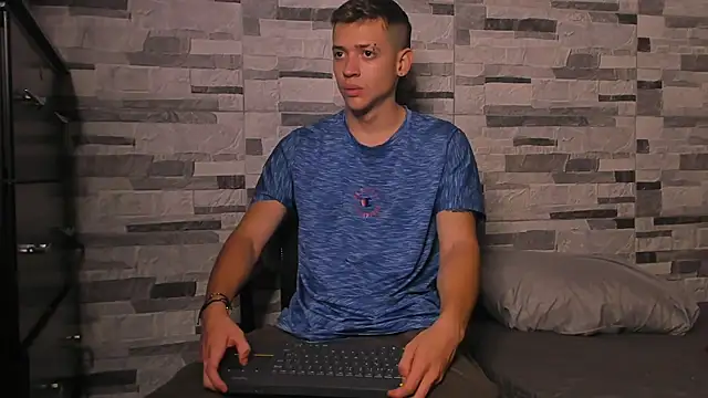 Dimitri higth420 online show from January 12, 2026, 2:33 pm