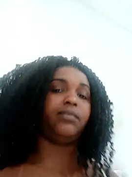 annybarros21 online show from March 3, 2026, 5:19 pm