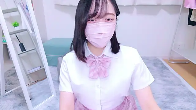 Snapshot of Yurie_ chatting on December 8, 2024, 1:56 am Yurie online show from December 8, 2024, 1:56 am